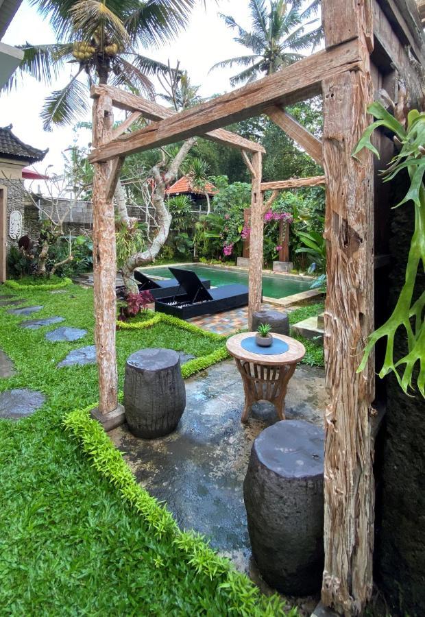 Ubud River Campuhan Villa Bagian luar foto