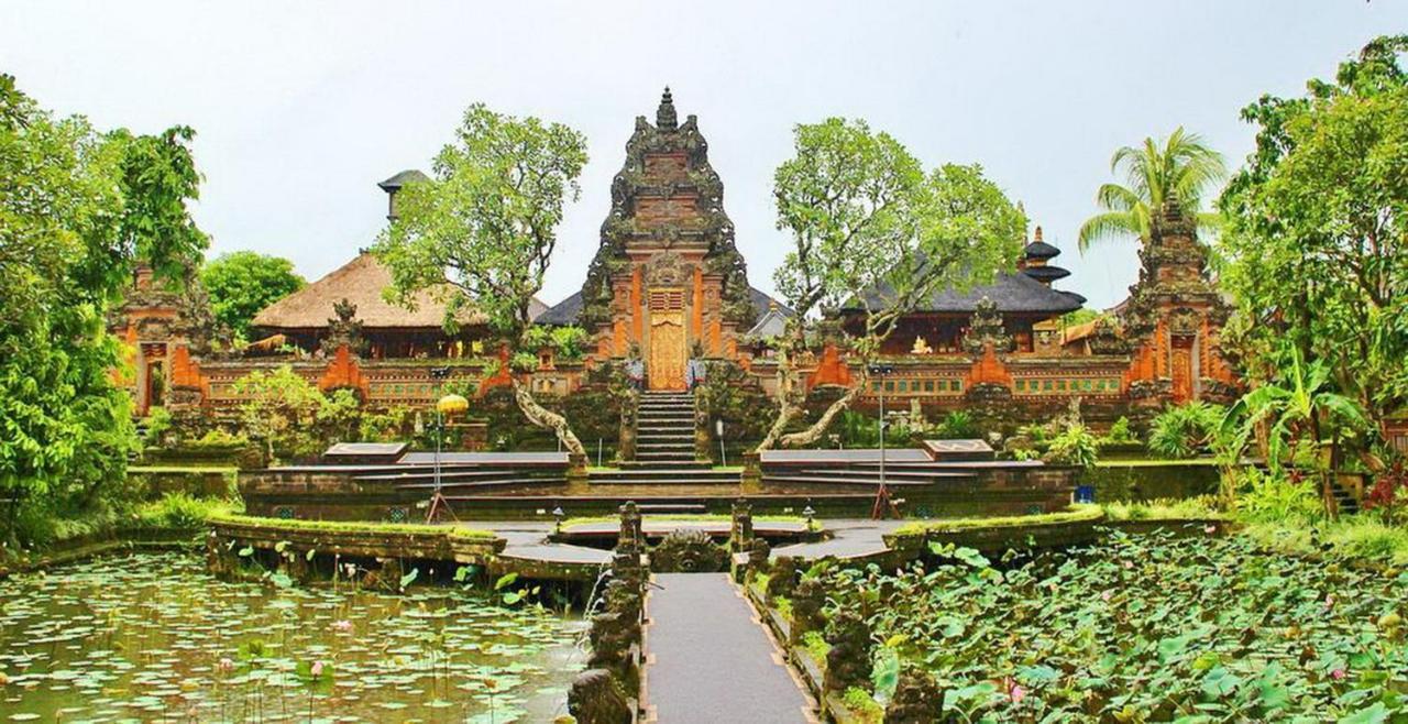 Ubud River Campuhan Villa Bagian luar foto